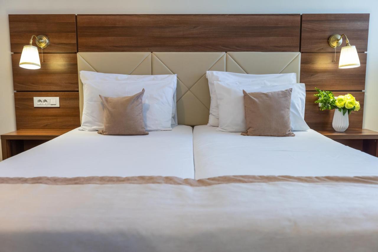 Aparthotel Sir Fundeni Tower Bukares Bagian luar foto