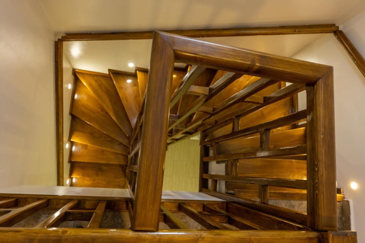 Aparthotel Sir Fundeni Tower Bukares Bagian luar foto