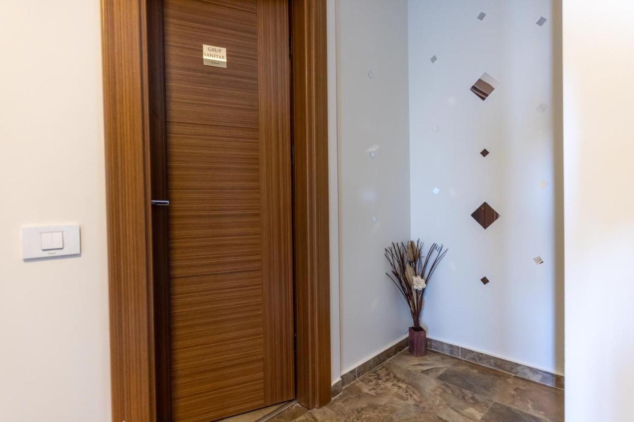 Aparthotel Sir Fundeni Tower Bukares Bagian luar foto