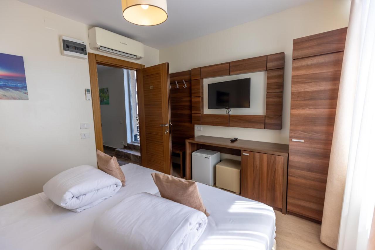 Aparthotel Sir Fundeni Tower Bukares Bagian luar foto
