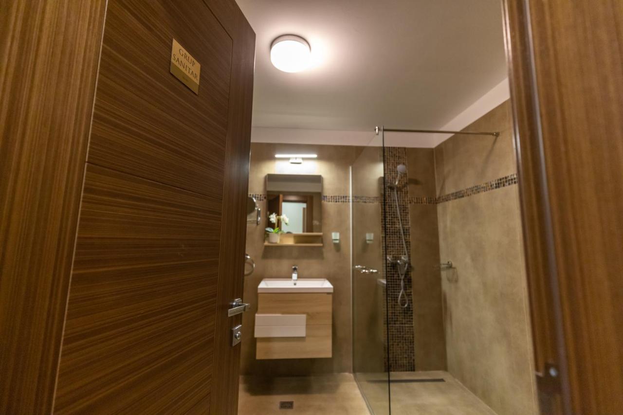 Aparthotel Sir Fundeni Tower Bukares Bagian luar foto